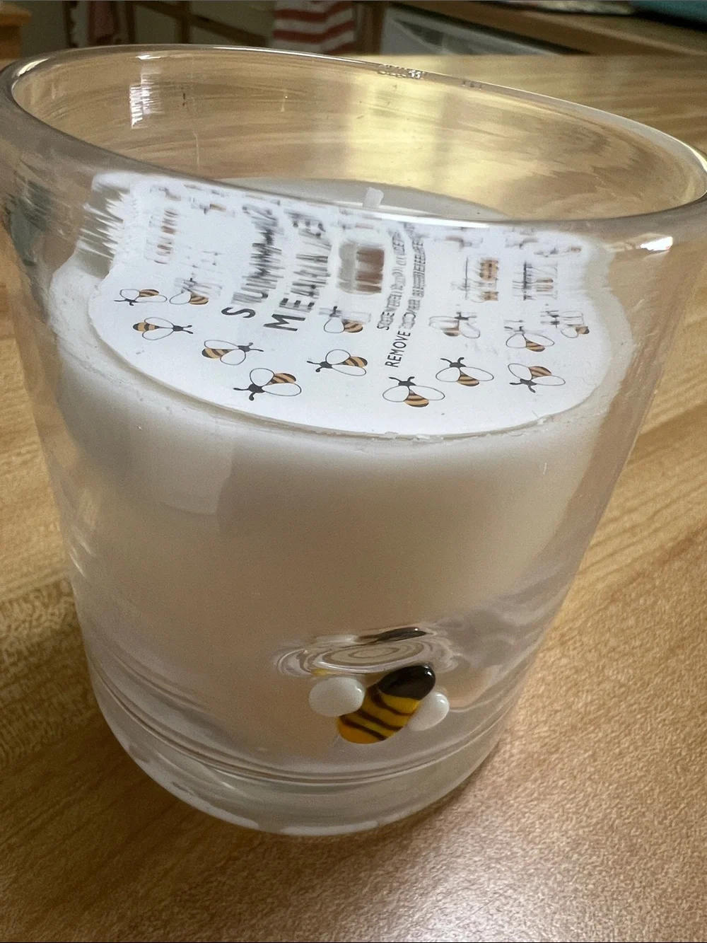 #2683* “4x4” Bee Accent White Glass Candle - Picture 1 of 16
